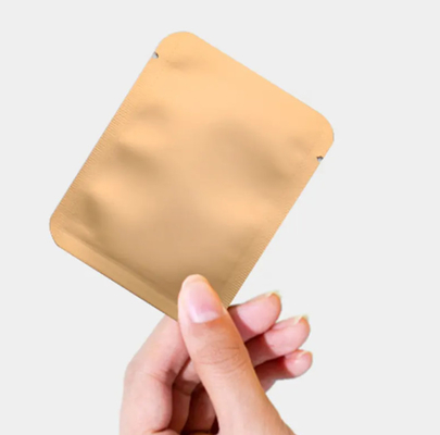 Kalee Custom Printed 3 Side Seal Pouch Алюминиевая фольга Пищевые пластиковые пакеты для упаковки